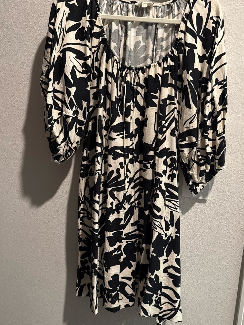 Umgee Black and White Floral Midi Dress